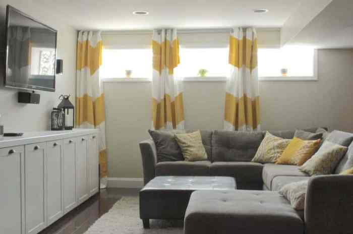 How to decorate a small basement window